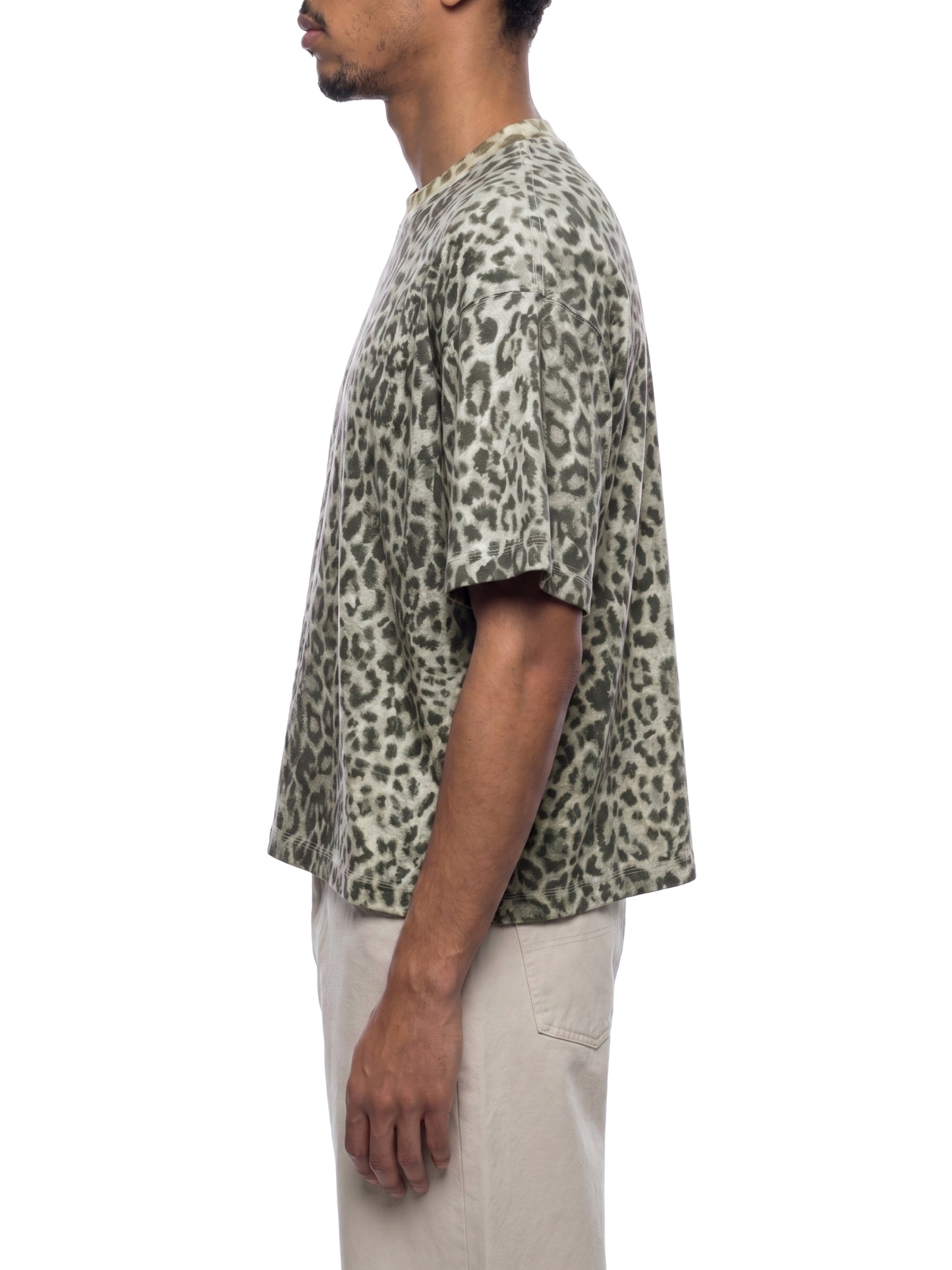 Unisex Leopard True Hearts Only Print Boxy T-Shirt